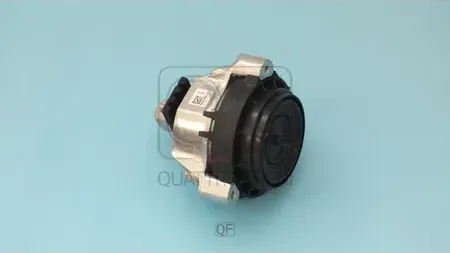 ОПОРА ДВИГАТЕЛЯ RH (Quattro Freni). Артикул QF00A00587