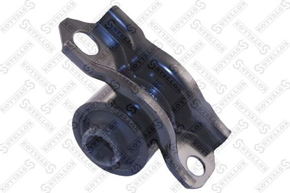 Сайлентблок заднего рычага подвески Stellox левый нижний для Nissan Primera P11 1996-2002. Артикул 87-74067-SX