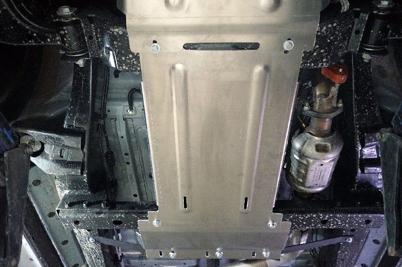 Защита алюминиевая ТСС (4 мм) для КПП Changan Hunter Plus 2023-2026. Артикул ZKTCC00641