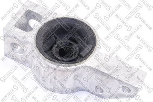 Сайлентблок переднего рычага подвески Stellox. Артикул 87-04486-SX