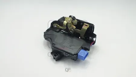 Замок двери fr (Quattro Freni). Артикул qf10j00022