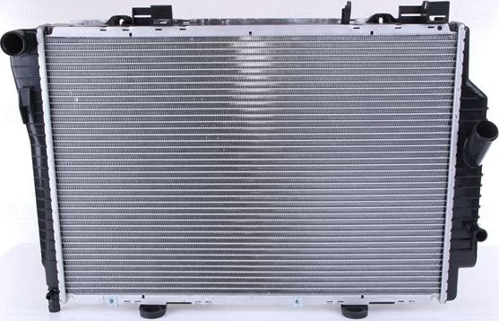 Радиатор охлаждения двигателя Nissens. Артикул 62522