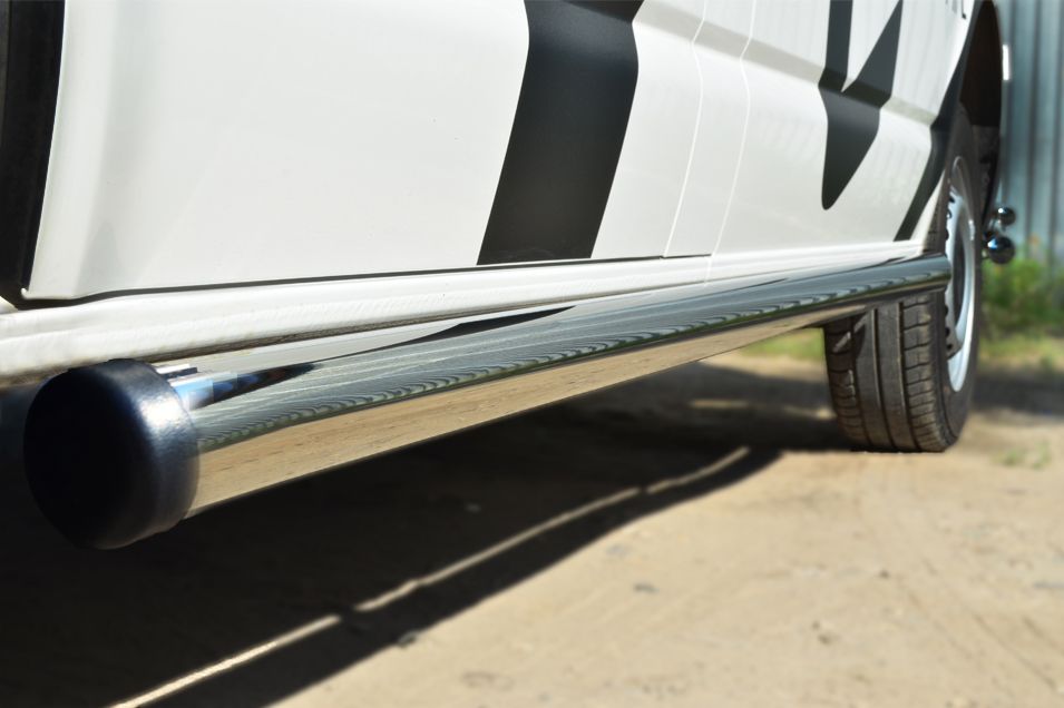 Защита порогов RusStal труба d63 (вариант 2) (левый) для Volkswagen Transporter T5 2009-2015. Артикул VTKT-0013972