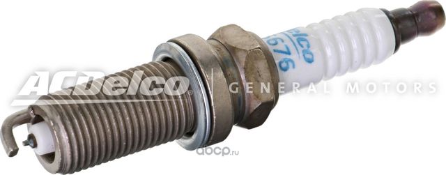 Свеча зажигания ACDelco для Toyota Fortuner I 2004-2015. Артикул 19375676