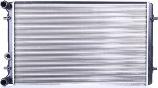 Радиатор охлаждения двигателя Nissens ** FIRST FIT ** для Audi A3 I (8L) 1996-2003. Артикул 652011