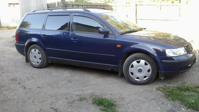 Дефлекторы V-Star для окон Volkswagen Passat B5 (B5+) универсал 1997-2005. Артикул D17052