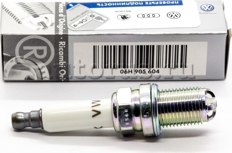 Свеча зажигания VAG. Артикул 06H 905 604