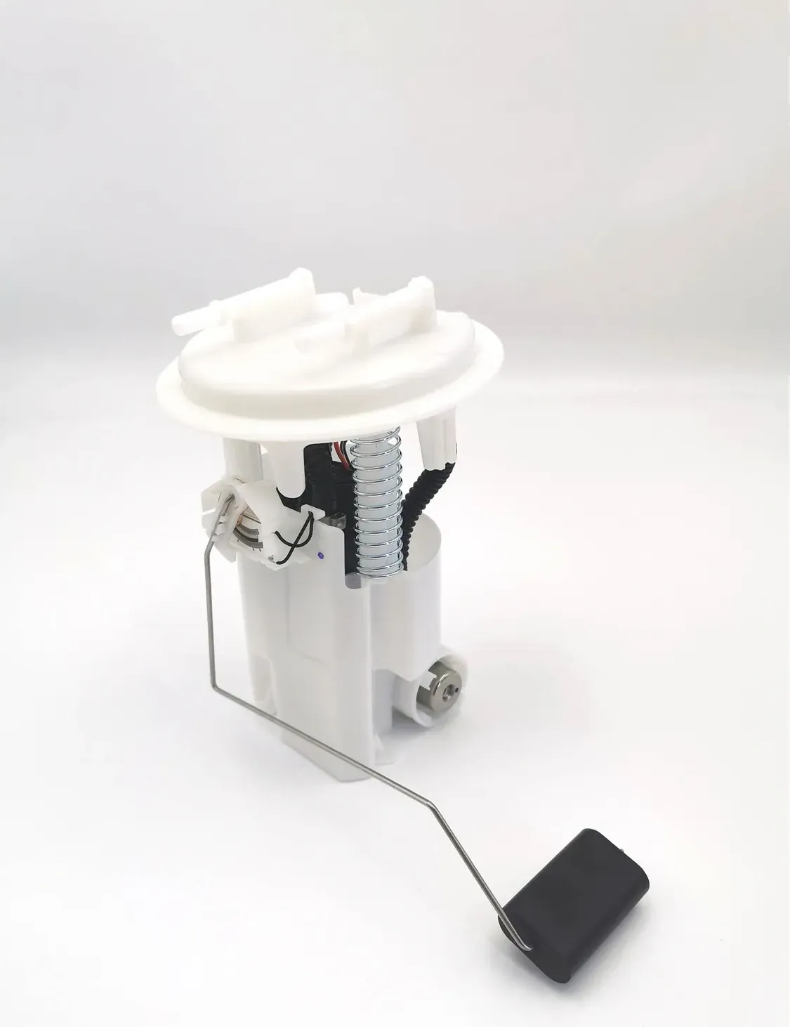 Топливный бензонасос в сборе CITROEN/PEUGEOT 406 (8B) 1.8 16V, 406 (8B) 2.0 16V, (Achr). Артикул EFM1290201