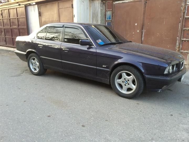 Дефлекторы Cobra Tuning для окон BMW 5 E34 седан 1988-1996. Артикул B20888