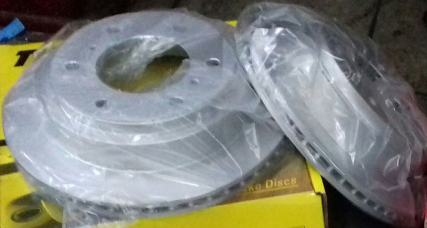 Тормозной диск Textar Pro. Артикул 92135103