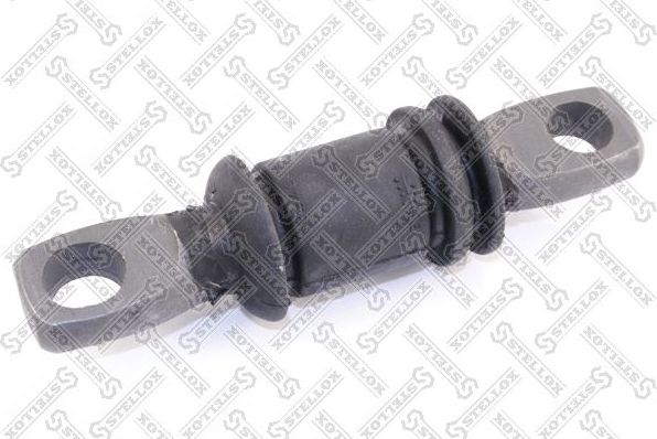 Сайлентблок переднего рычага подвески Stellox. Артикул 87-98015-SX