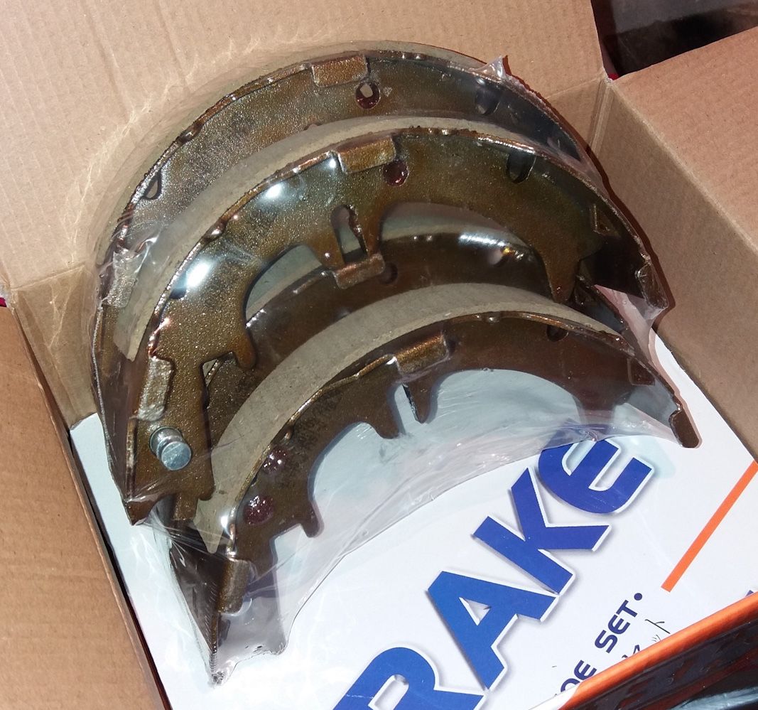 Тормозные колодки (стояночная тормозная система) NiBK. Артикул FN0567