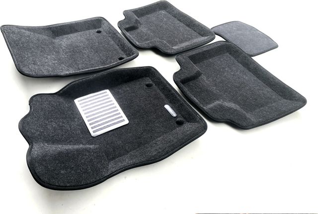 Коврики текстильные Euromat 3D Lux для салона Jeep Grand Cherokee WK2 2010-2026 Темно-серые. Артикул EM3D-002760G