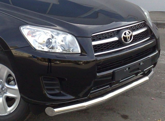Защита RusStal переднего бампера d76 (секции) для Toyota RAV4 III (длинная база) 2009-2010. Артикул TRLZ-000147