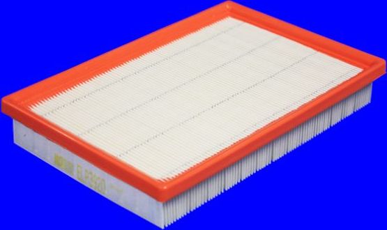 Воздушный фильтр MecaFilter для Mazda 929 LA4 1983-1987. Артикул ELP3920