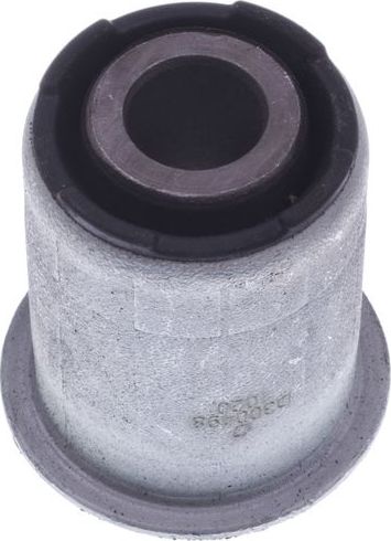 Сайлентблок переднего рычага подвески Denckermann. Артикул D300498