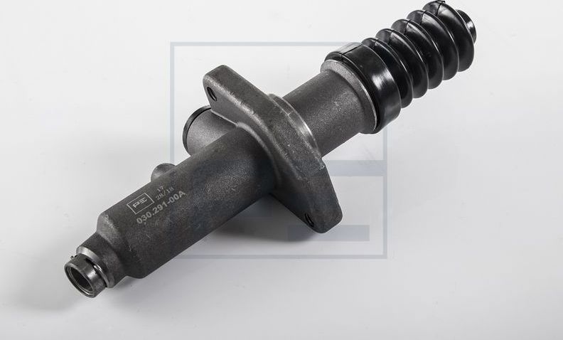 Цилиндр сцепления главный PE Automotive. Артикул 030.291-00A