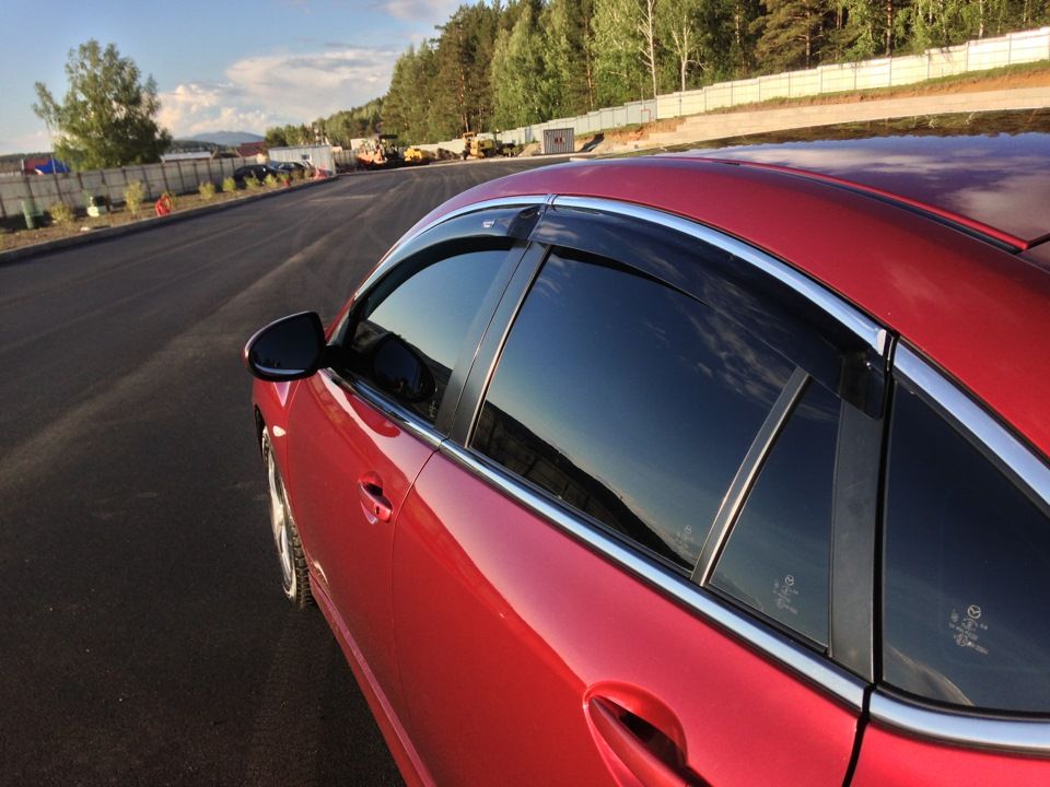 Дефлекторы V-Star для окон (с хром. молдингом) Mazda 6 II xэтчбек 2007-2012. Артикул CHR12417