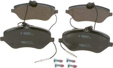 Тормозные колодки Bosch (Low-Metallic) передние для Citroen C6 2005-2009. Артикул 0 986 494 098