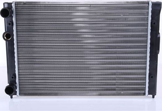 Радиатор охлаждения двигателя Nissens. Артикул 651851