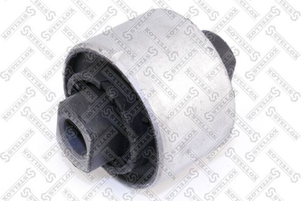 Сайлентблок переднего рычага подвески Stellox. Артикул 71-11173-SX