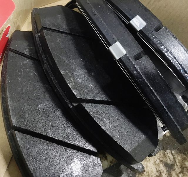 Тормозные колодки TRW COTEC передние для Lada Niva Travel I 2021-2026. Артикул GDB3297