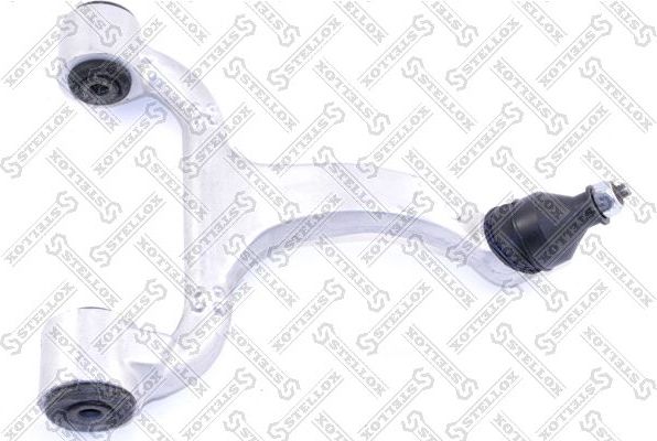 Поперечный рычаг передней подвески Stellox. Артикул 57-02909-SX