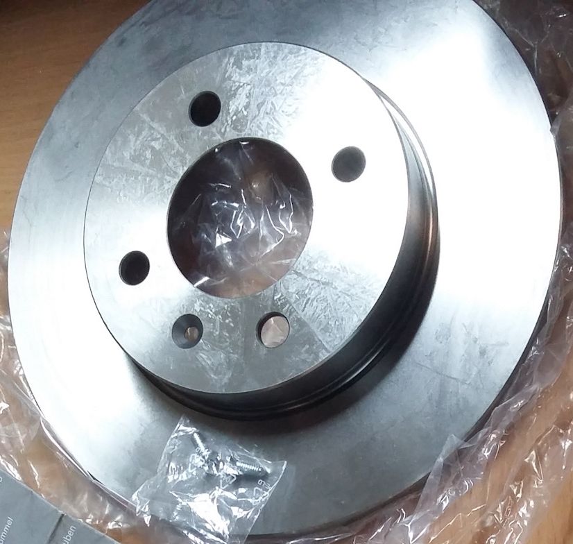 Тормозной диск Bosch. Артикул 0 986 478 329