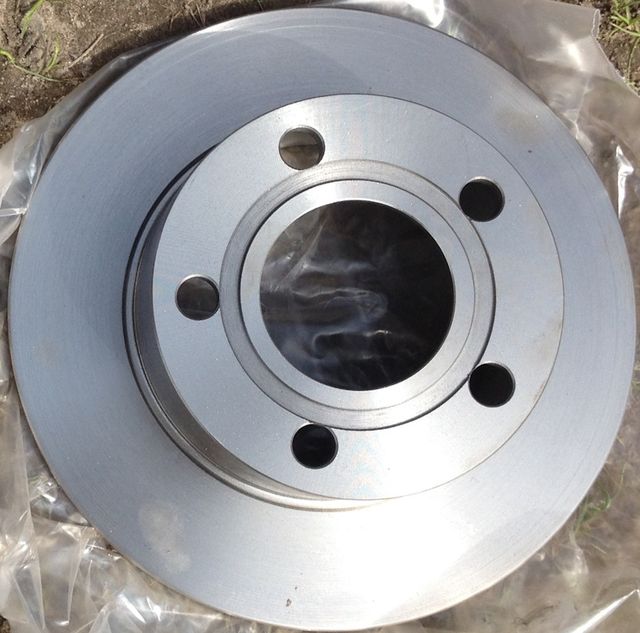 Тормозной диск Bosch задний для Audi 100 IV (C4) 1990-1994. Артикул 0 986 478 132