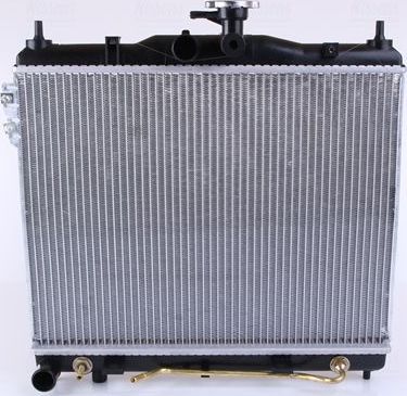 Радиатор охлаждения двигателя Nissens. Артикул 67496