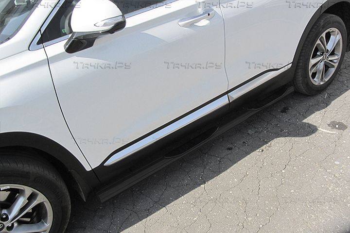 Пороги Slitkoff труба d76 с проступями для Hyundai Santa Fe IV 2018-2026 Черные. Артикул HSFT18-004B