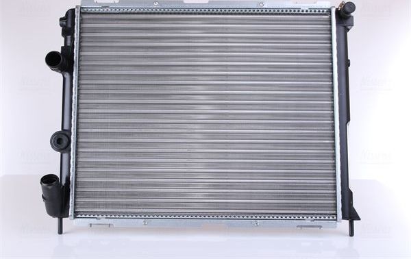 Радиатор охлаждения двигателя Nissens. Артикул 63886