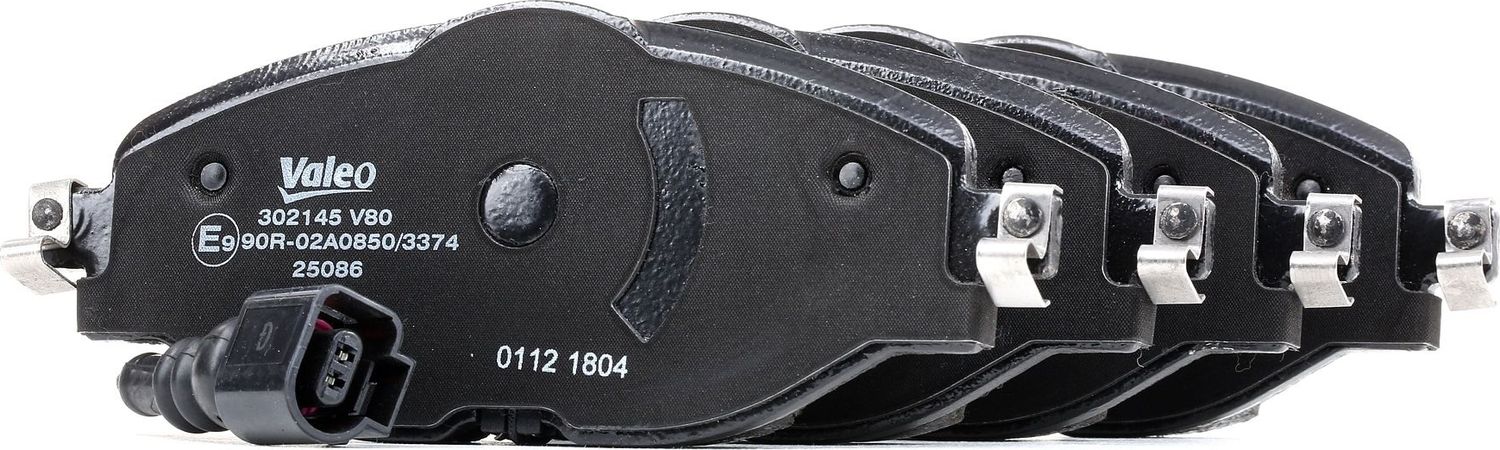 Тормозные колодки Valeo First. Артикул 302145