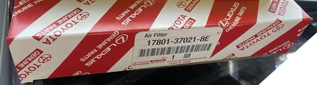 Воздушный фильтр Toyota для Lexus CT I 2010-2018. Артикул 17801370218E