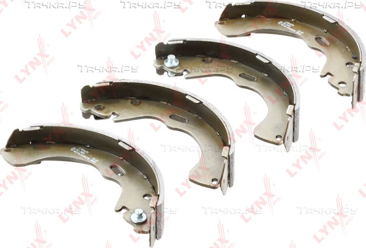 Тормозные колодки LYNXauto задние для Ford Maverick II 2001-2007. Артикул BS-3010