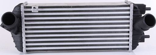 Интеркулер Nissens ** FIRST FIT **. Артикул 96456