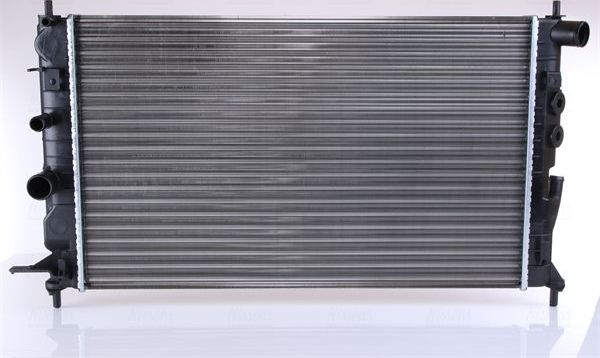 Радиатор охлаждения двигателя Nissens. Артикул 63013A