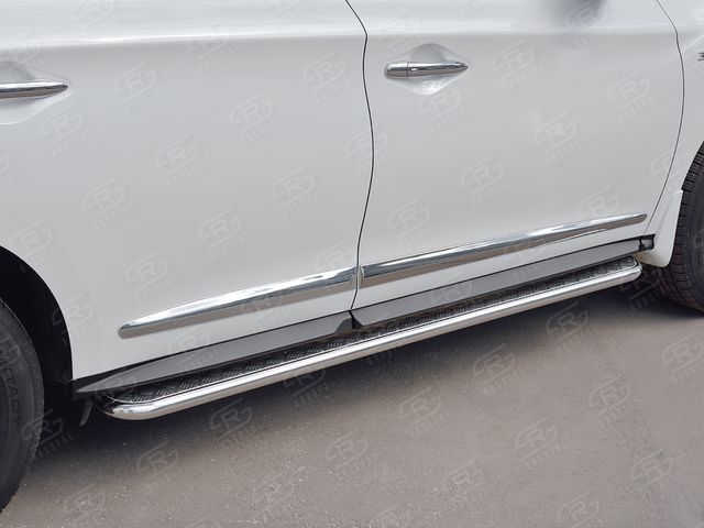 Защита порогов РусCталь труба d42 с листом (Лист алюм, проф. нерж) (вариант 2) для Infiniti QX60 2016-2025. Артикул IQXL-0026812