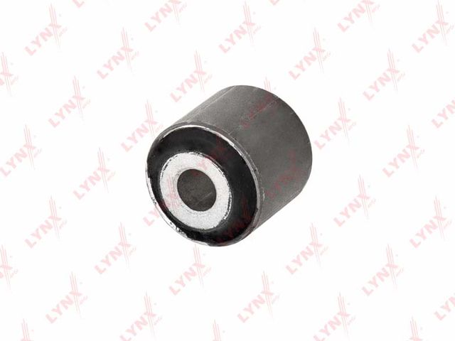 Сайлентблок заднего рычага подвески LYNXauto правый/левый для Mercedes-Benz E-Класс I (W124) 1993-1998. Артикул C8418