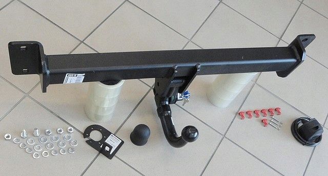 Фаркоп Steinhof для BMW X3 E83 2004-2010. Быстросъемный крюк. Артикул B-058