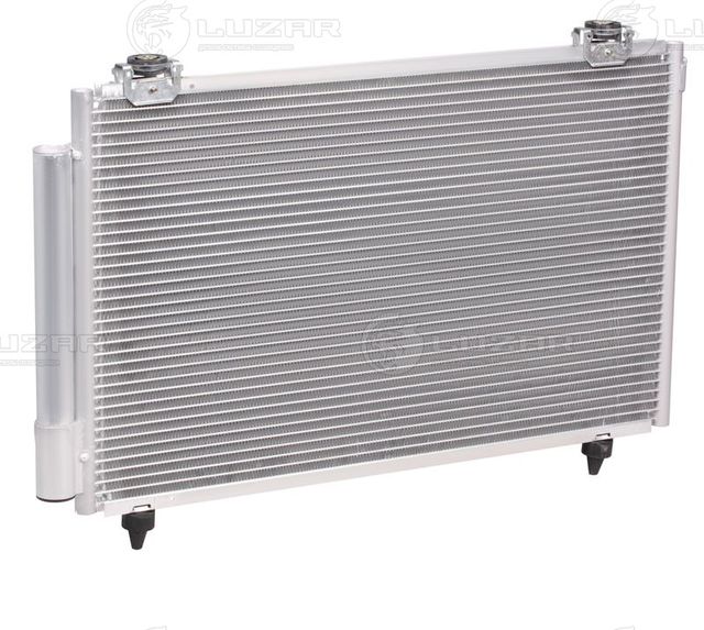 Радиатор кондиционера (конденсатор) Luzar для Toyota Avensis II 2003-2008. Артикул LRAC 1909