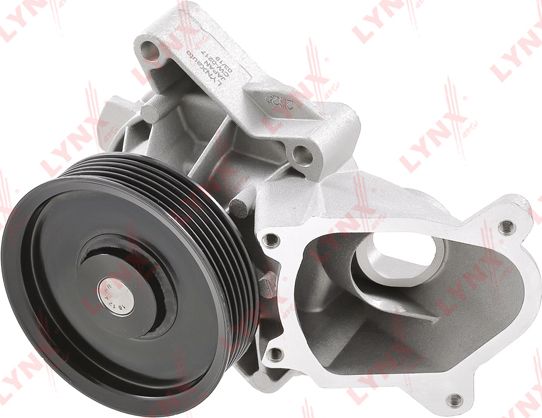 Помпа (водяной насос) LYNXauto для BMW 1 I (E81/E82/E87/E88) 2004-2011. Артикул CW-0217