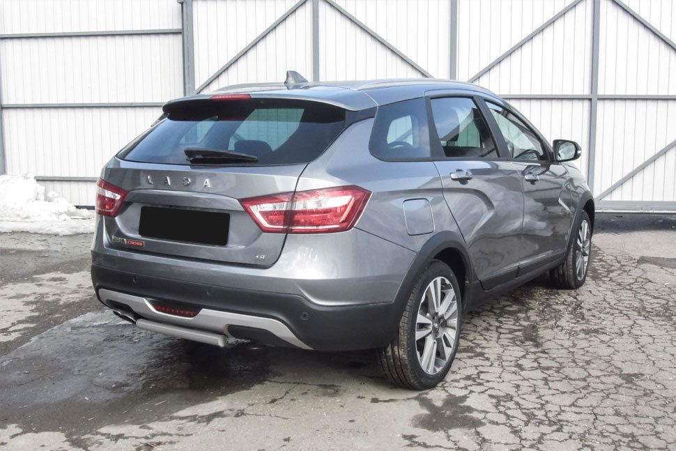 Защита Slitkoff заднего бампера d42 короткая для Lada Vesta SW Cross 2017-2026 Серебристая. Артикул LadVSWCR06S