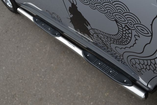 Защита порогов RusStal труба d76 с накладками (вариант 3) для Mitsubishi Outlander III 2012-2014. Артикул MRT-0010543