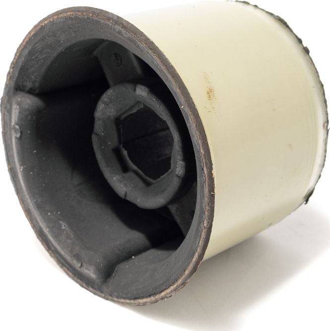 Сайлентблок переднего рычага подвески Cworks. Артикул F280R0015