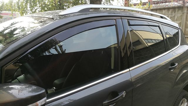 Дефлекторы Heko для окон Ford Kuga II 2012-2026. Артикул 15307