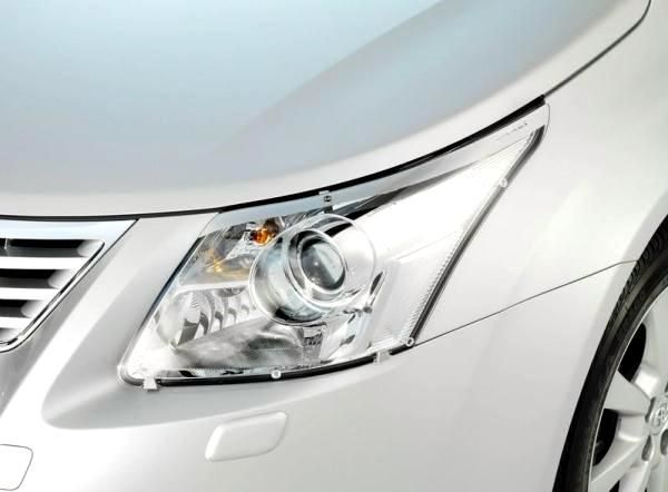 Защита фар Toyota (оригинал) для Toyota Avensis III седан, универсал 2009-2026 Прозрачная. Артикул PZ451-T0532-ZA