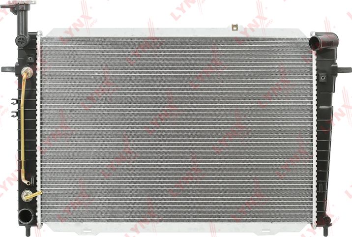 Радиатор охлаждения двигателя LYNXauto. Артикул RB-1073