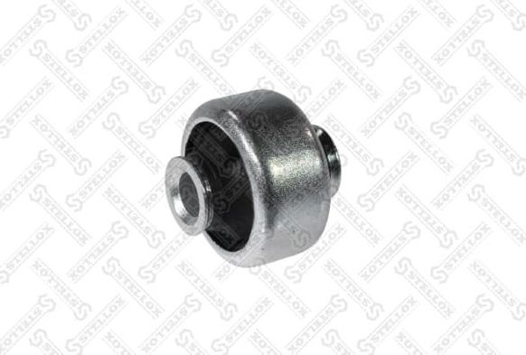 Сайлентблок переднего рычага подвески Stellox. Артикул 77-01266-SX