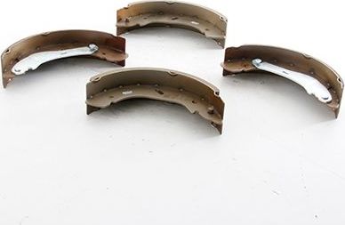 Тормозные колодки BSG задние для Ford Transit VI 2000-2006. Артикул BSG 30-205-022